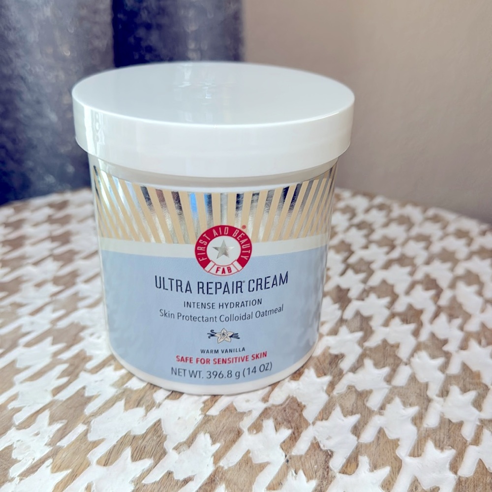 First Aid Beauty Ultra Repair Cream